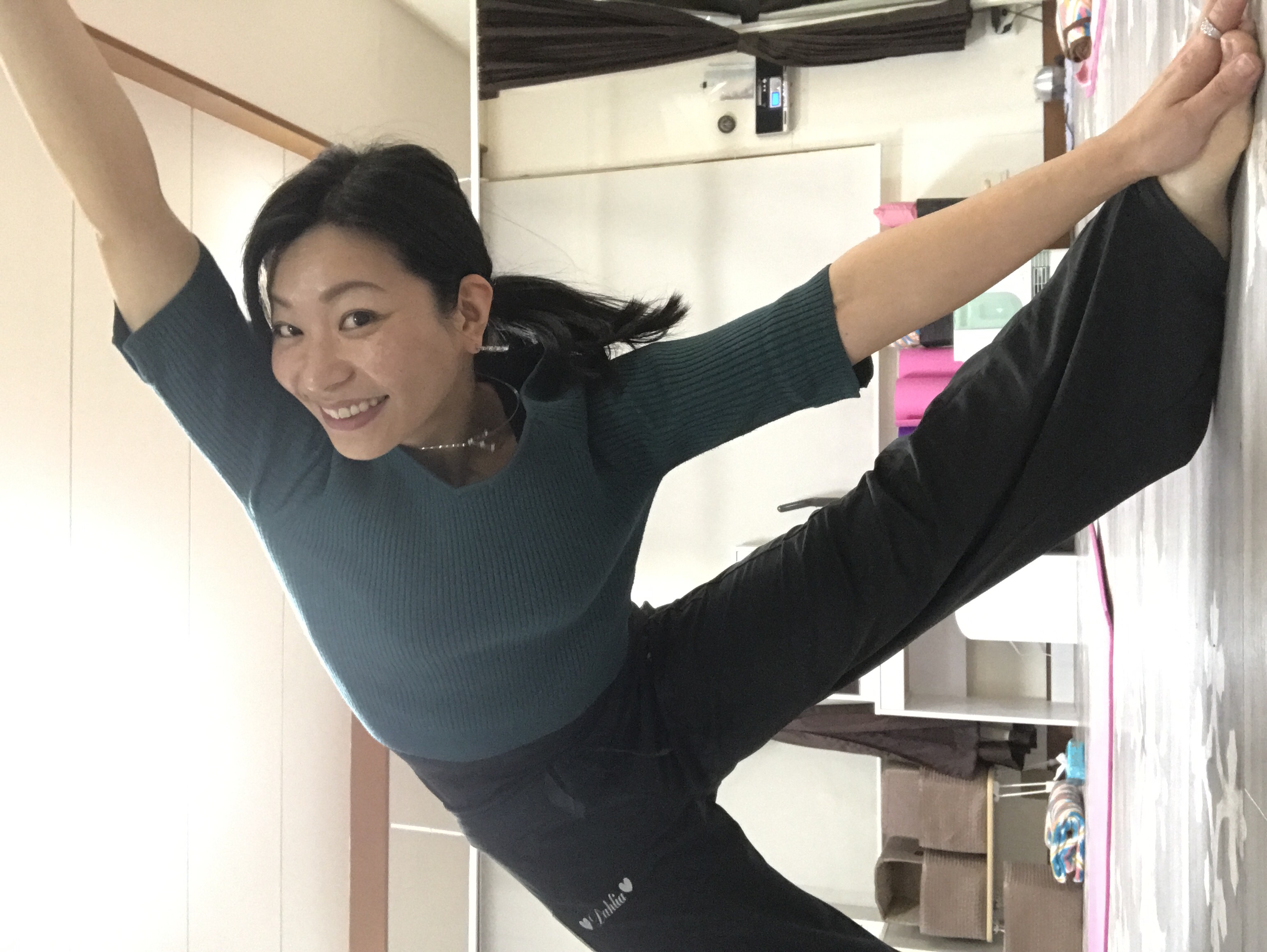 癒し空間(´∀`*)ダリアの夜ヨガ♡